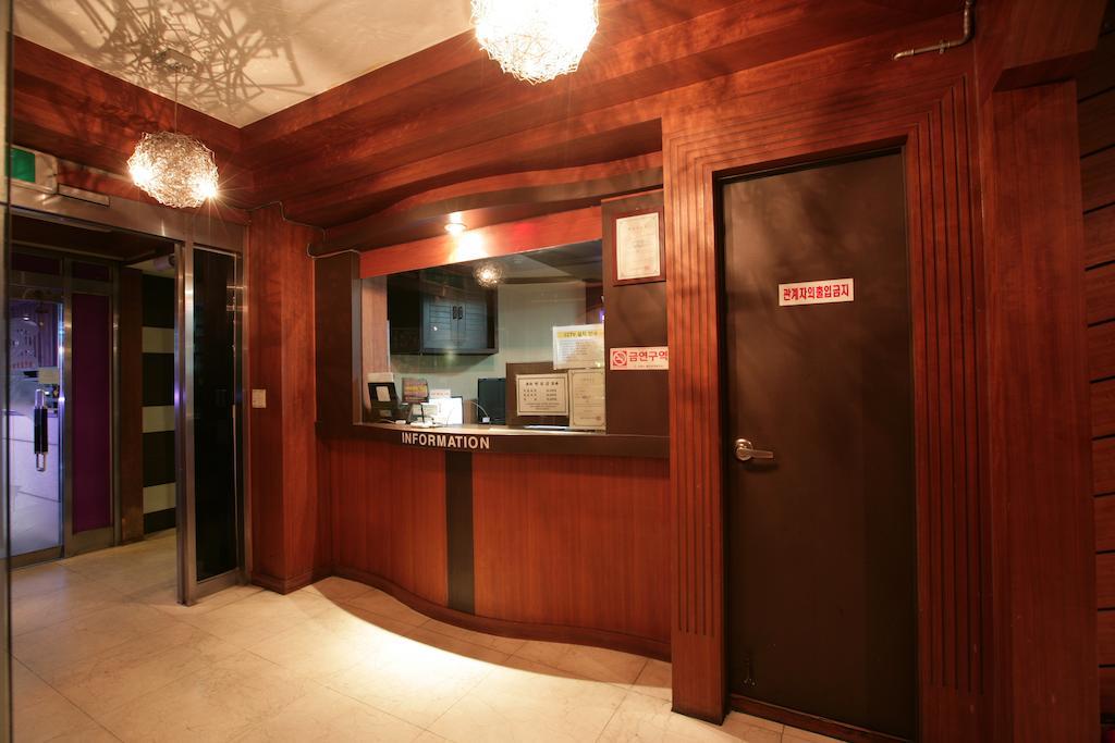 Valentine Hotel Goyang Luaran gambar